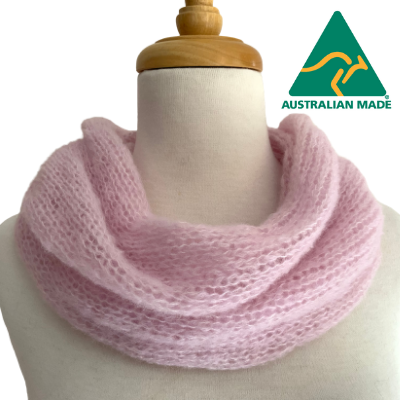 Melanie Divine Neckwarmer - Pale Pink - 1