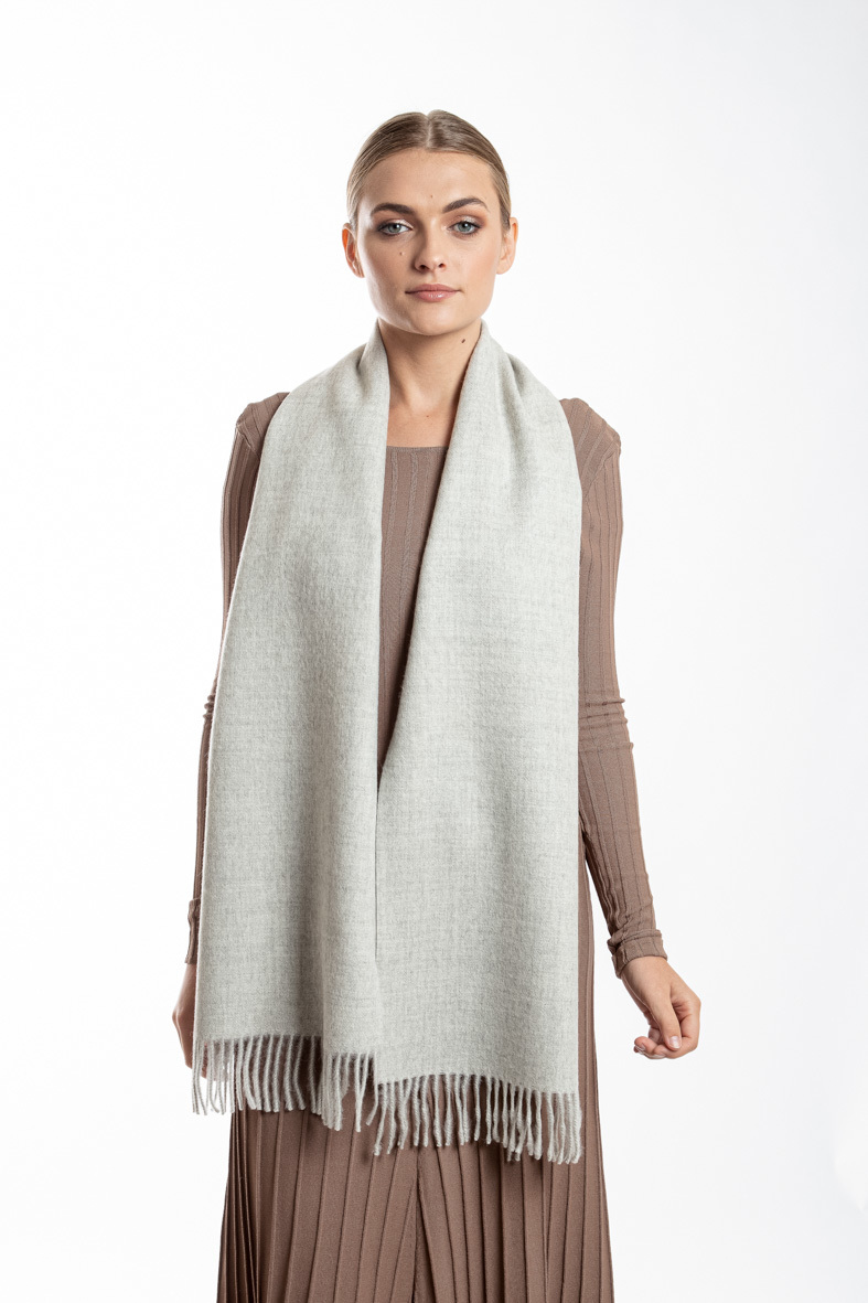 Alpaca Classic Scarf - Light Grey - 1