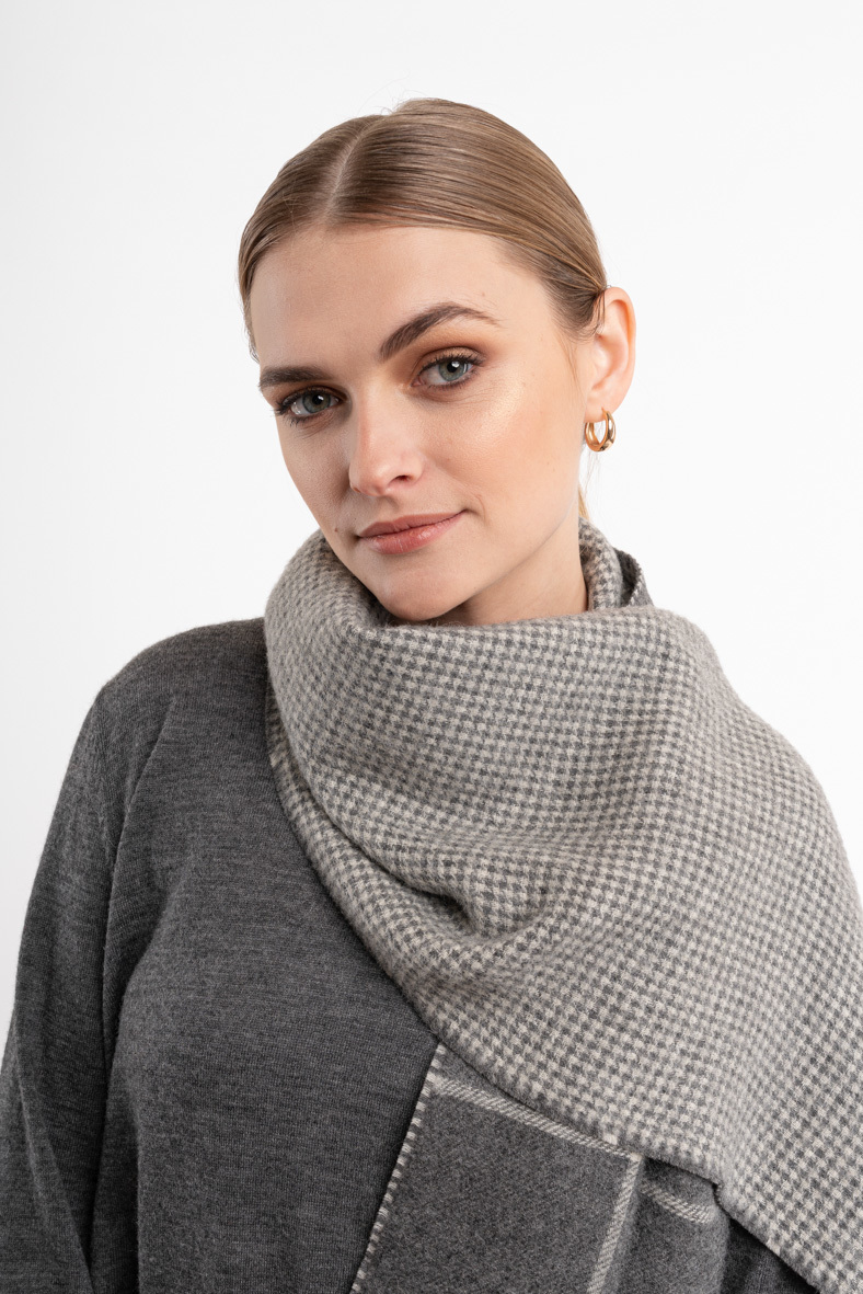 Alpaca Classic Scarf - Nombre Double Sided Grey - 2