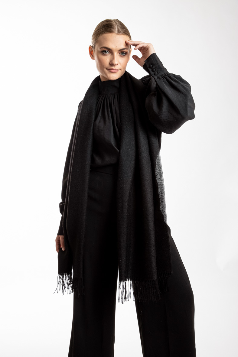 Classic Shawl - Black - 1