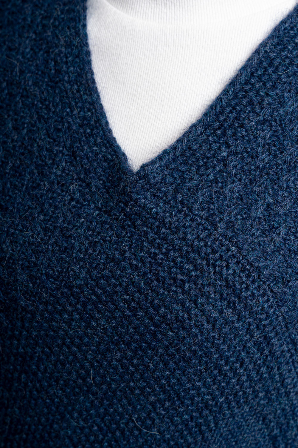 Ladies V-Neck Knitted Poncho - Blue - 4