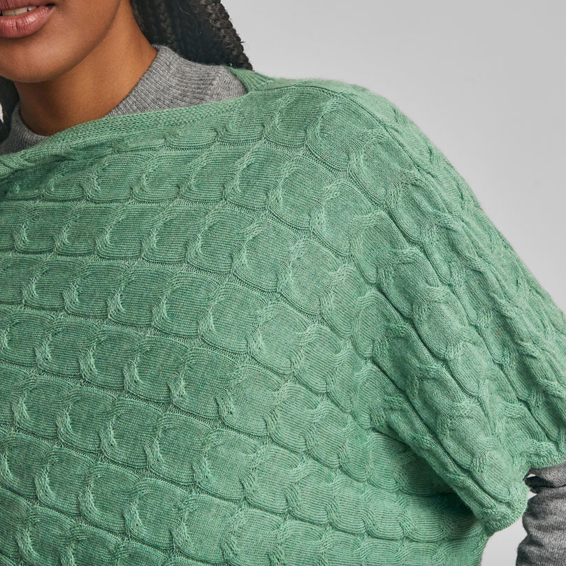 NEW - WILLOW PONCHO BABY ALPACA - BASIL - 3