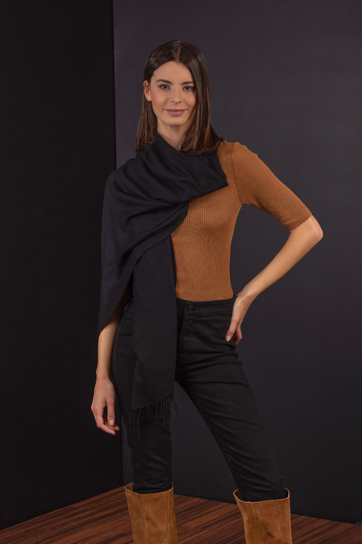 NEW - BELLINZONA 100% VICUNA SHAWL - BLACK - 2