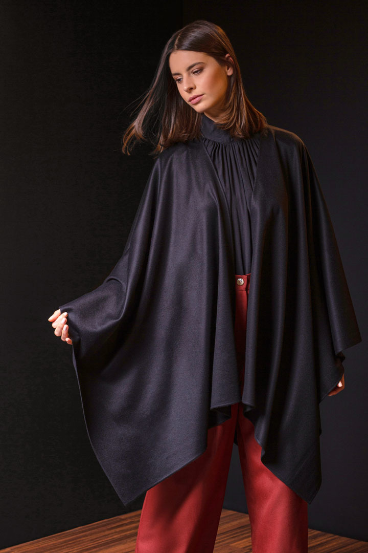 NEW - BETTY 100% VICUNA CAPE - BLACK - 1