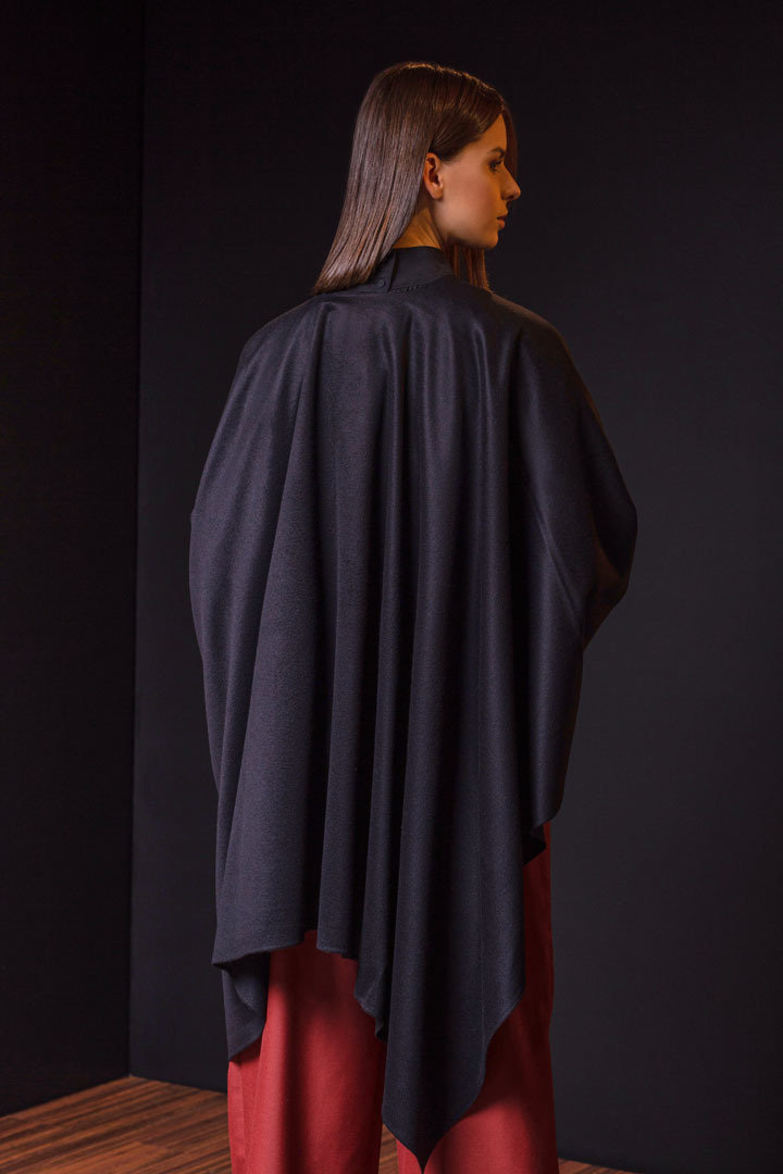 NEW - BETTY 100% VICUNA CAPE - BLACK - 2