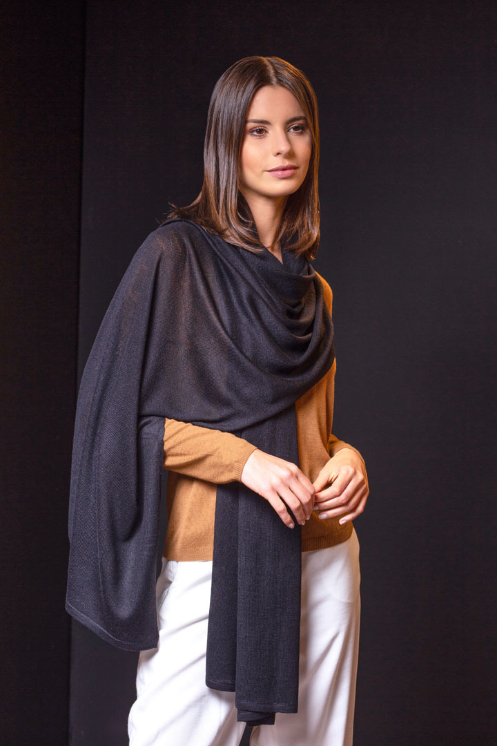 NEW - BOUVERET 100% VICUNA KNITTED SHAWL - BLACK - 1