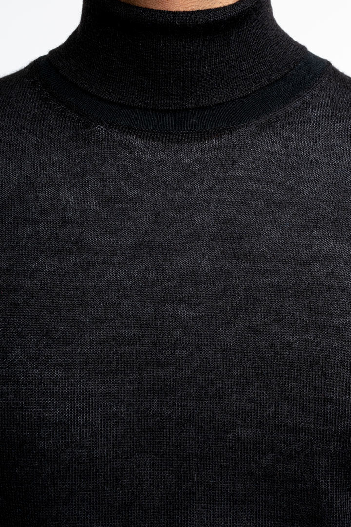Classic Turtle Neck Sweater - Black - 3