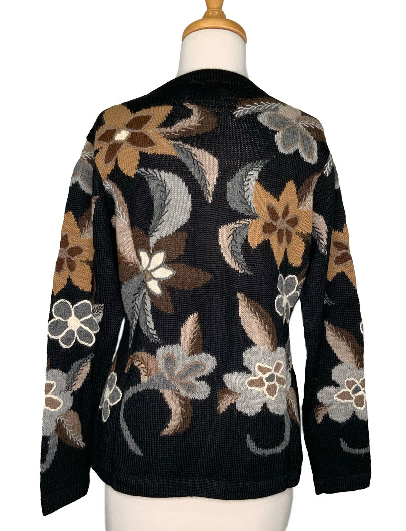 Hand Knitted Cardigan Juliet - 2